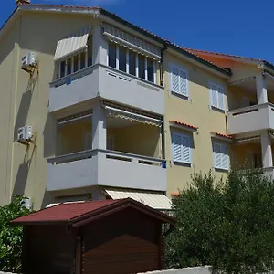 Apartman Ive, Baška